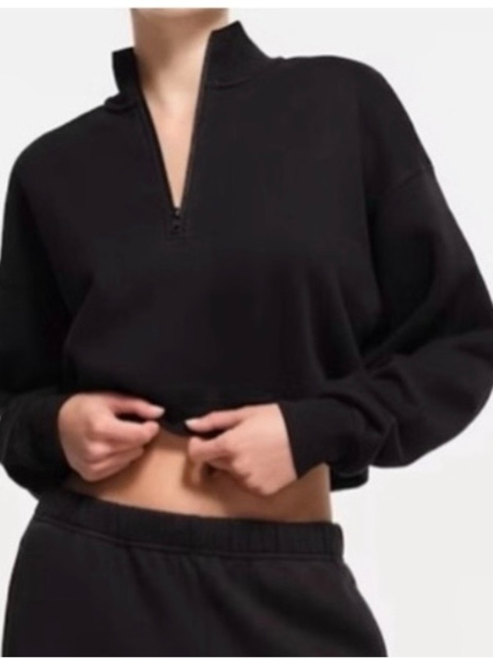Skims cotton fleece cropped half zip color onyx size large